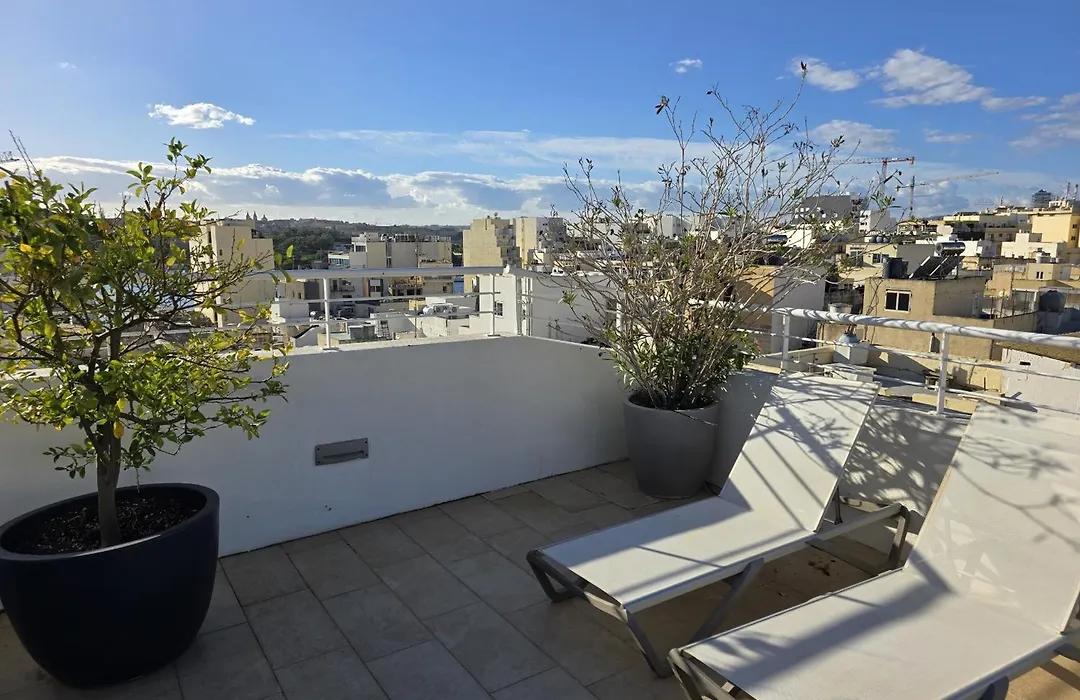 D Townhouse Boutique Suites-1